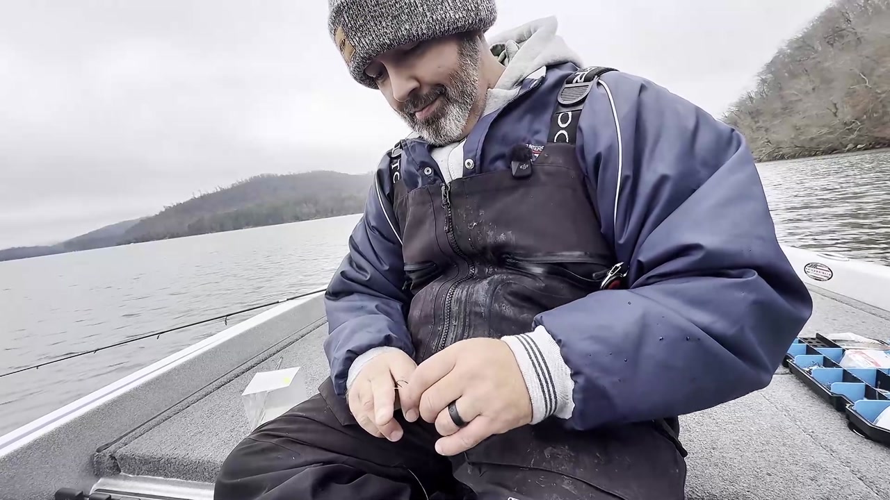 Ep.45 - Catching dinner with the new Thump Gel Bait!